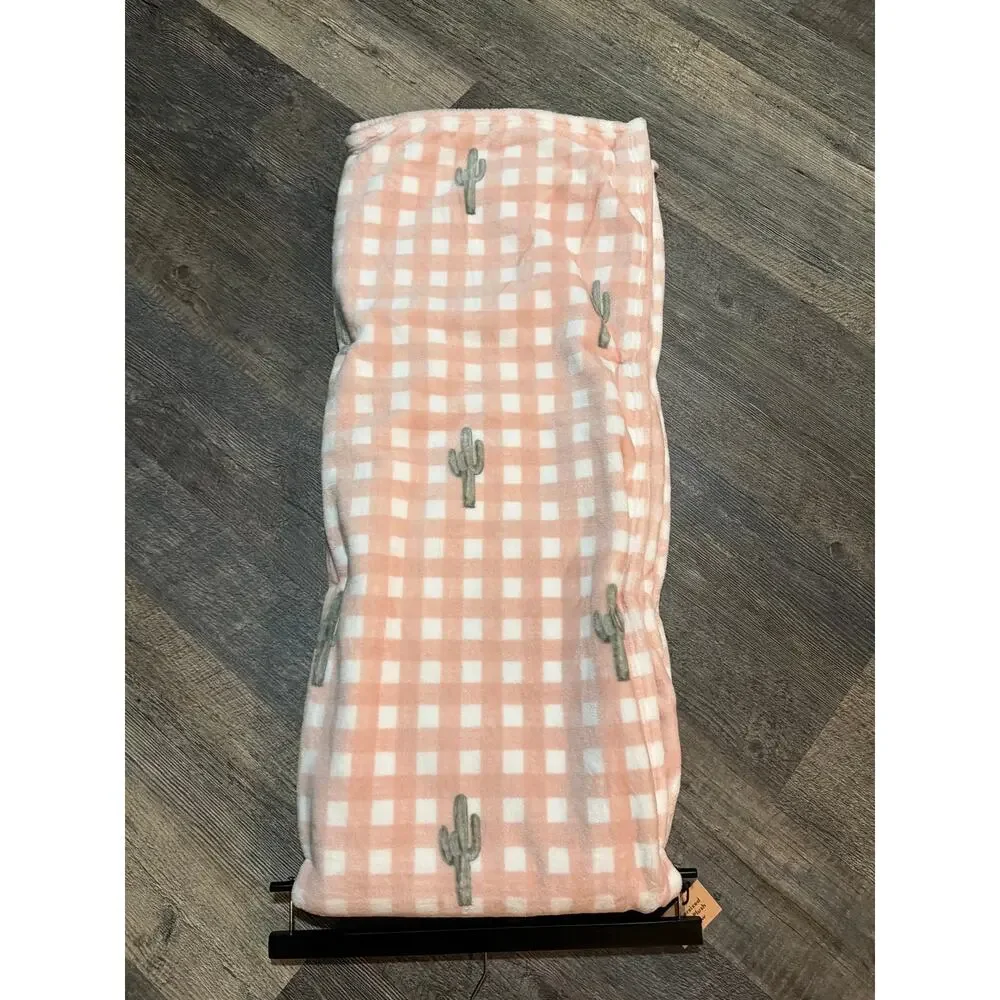 Wrangler cactus gingham